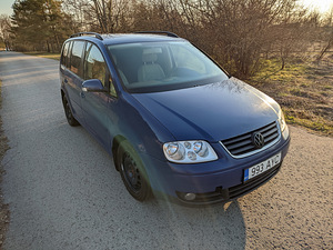 VW Touran 1.9 TDI 77kW 2004 Tervikuna varuosades (2 foto / 10)