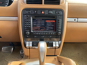 М: Porsche Cayenne 4.8 V8 283 кВт (8 фото из 15)