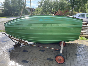 Продать лодку + 2x лодочный мотор + пляжная тележка (4 фото из 10)