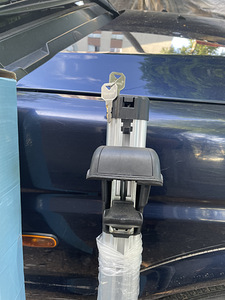 Auto katusereelingud hamron uued reelingud (5 foto / 6)