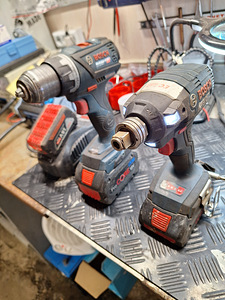 Bosch professional 18v (1 foto / 10)