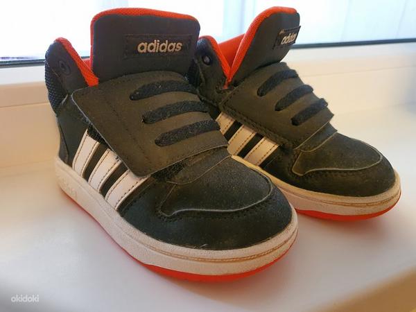 Adidas laste vabaajajalatsid (foto #1)