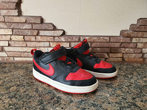 Nike laste vabaajajalatsid (4 foto / 4)