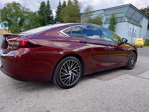 Opel Insignia Grand Sport Edition Plus (4 foto / 12)