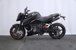 KTM 990 Super Duke (1 фото из 9)