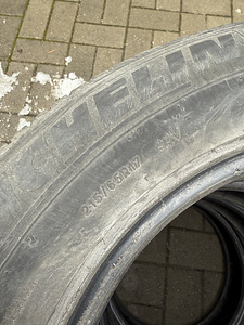Michelin 215/65/17 (2 фото из 3)