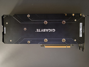 GTX 1080 (2 foto / 3)