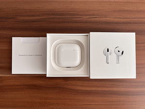 Apple Airpods 4 (1 фото из 3)