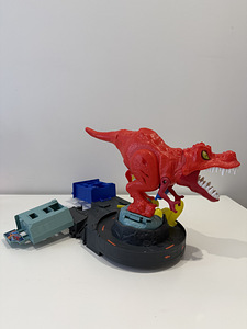 Hot Wheels T-Rex Rampage (3 foto / 9)