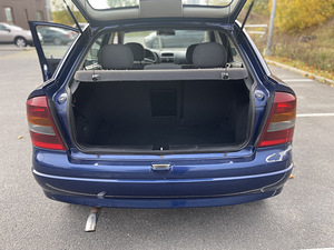 Opel Astra 2.0 diisel AUTOMAAT (4 foto / 6)
