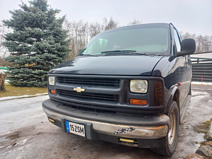 Chevrolet 2500 Van (5 фото из 12)