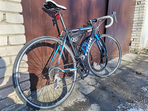 Trek Aplha maanteeratas (1 foto / 5)