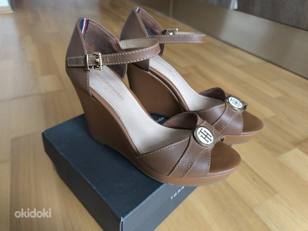 Сандалии Tommy Hilfiger