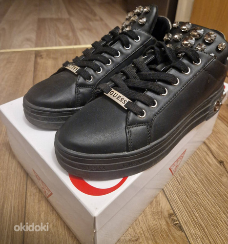Guess tossud suurus 37 Uued
