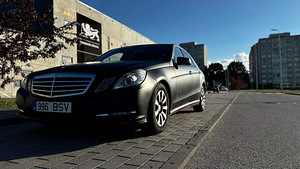 MERCEDES-BENZ E 200 CDI (6 foto / 8)