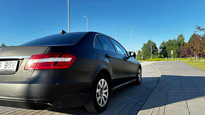 MERCEDES-BENZ E 200 CDI (7 foto / 8)