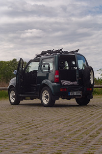 2008 Suzuki Jimny 1.5 63kw diisel roheline (3 foto / 8)