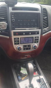 Hyndai Santa FE 2.2 d 114kW 2009 a (6 foto / 7)