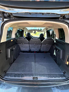 Peugeot 5008 84kw 7koht (9 foto / 12)