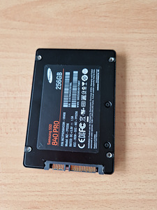 Samsung 840 Pro 256Gb (2 foto / 2)