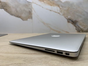Apple MacBook Air (13" Early 2015) 8GB / 128GB SSD (3 foto / 3)