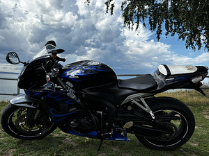 Honda CBR 600rr 2007 (9 foto / 10)