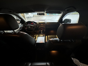 VOLKSWAGEN TOUAREG (4 foto / 5)