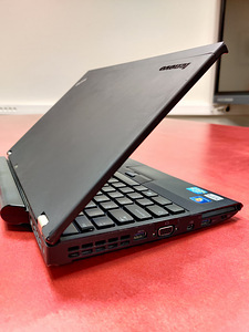 Lenovo ThinkPad X230 (12,5", i5-3320M, 16GB RAM, 256GB SSD) (4 foto / 10)