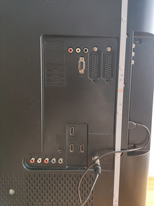 Philips 42PFL7404H/12 - 42" Full HD (3 foto / 4)