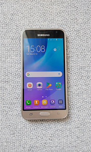 Samsung Galaxy J3 (2016) (1 фото из 3)