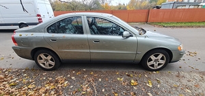 Volvo s60 2.4d 120kw euro4 ручной (3 фото из 10)