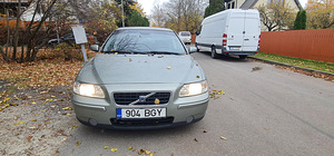 Volvo s60 2.4d 120kw euro4 ручной (5 фото из 10)