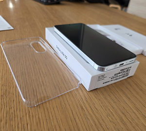 Samsung A56 (2025) (3 foto / 6)