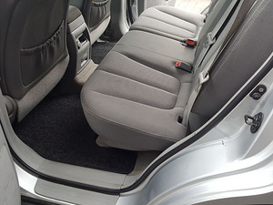 Hyundai Santa Fe 7-kohaline (8 foto / 10)