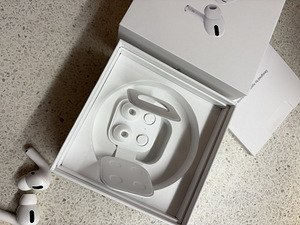 Airpods Pro Gen2 kõrvaklappid, mudel A2083,A2084,A2190 (4 foto / 4)