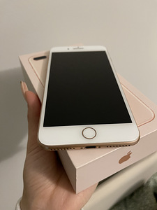 iPhone 8 плюс 64гб (5 фото из 5)