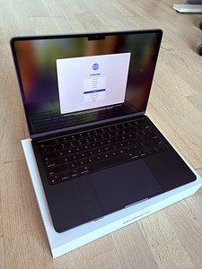 Apple Macbook Air 13 M2 8GB/256GB Midnight Blue (2 foto / 4)