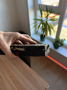 Asus RX 570 4GB (2 foto / 6)