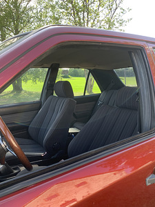 W124 2.0D manuaal (11 foto / 12)