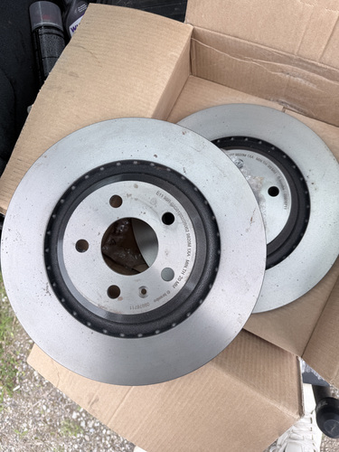 Продам тормозные диски Brembo