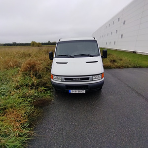 Iveco daily (6 foto / 7)