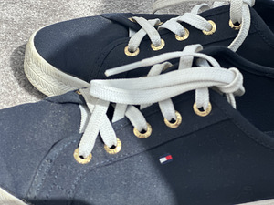 Tommy Hilfiger (6 foto / 6)
