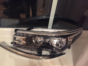 Toyota Corolla originaal esituli (1 foto / 1)