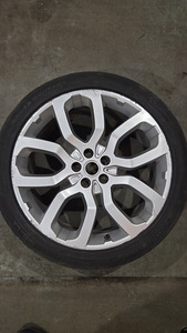 Land Rover Veljed Original OEM 5x120 R22 275/40/22 4mm (5 foto / 9)
