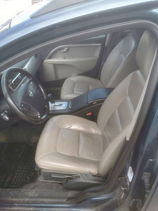 Volvo V70 2008 D5 (6 foto / 7)