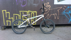 BMX Mongoose (2 фото из 5)