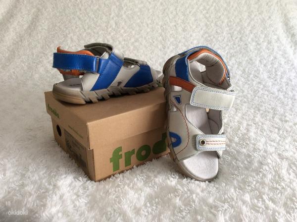 Новые кожаные сандалии FRODDO, размер 28 (фото #3)
