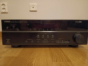 Ресивер Yamaha RX-V375 (1 фото из 2)