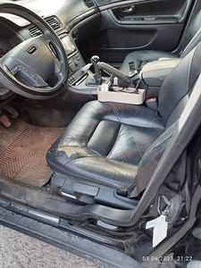 Volvo S80 2.4 103kw бензин механика (7 фото из 8)