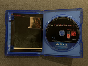 Metal Gear Solid: Phantom Pain + Fifa 17 PS4 (3 foto / 4)